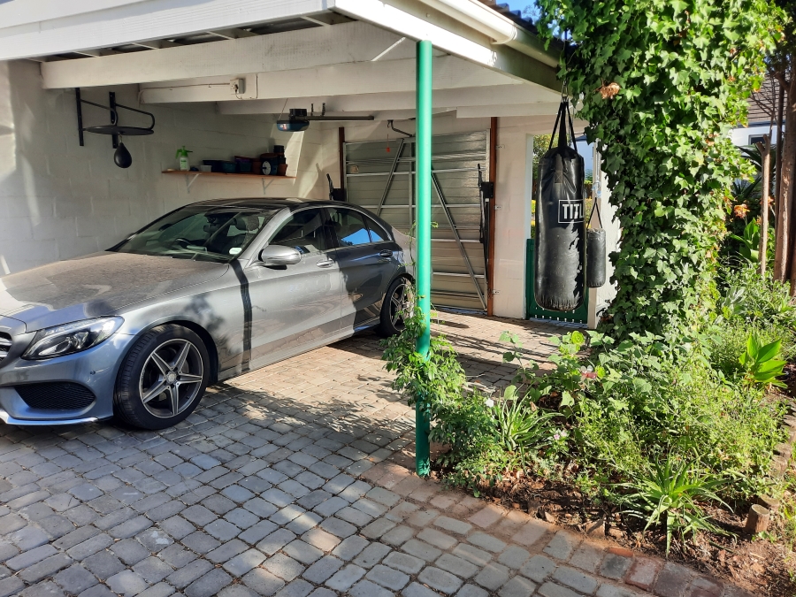 3 Bedroom Property for Sale in Sonstraal Heights Western Cape
